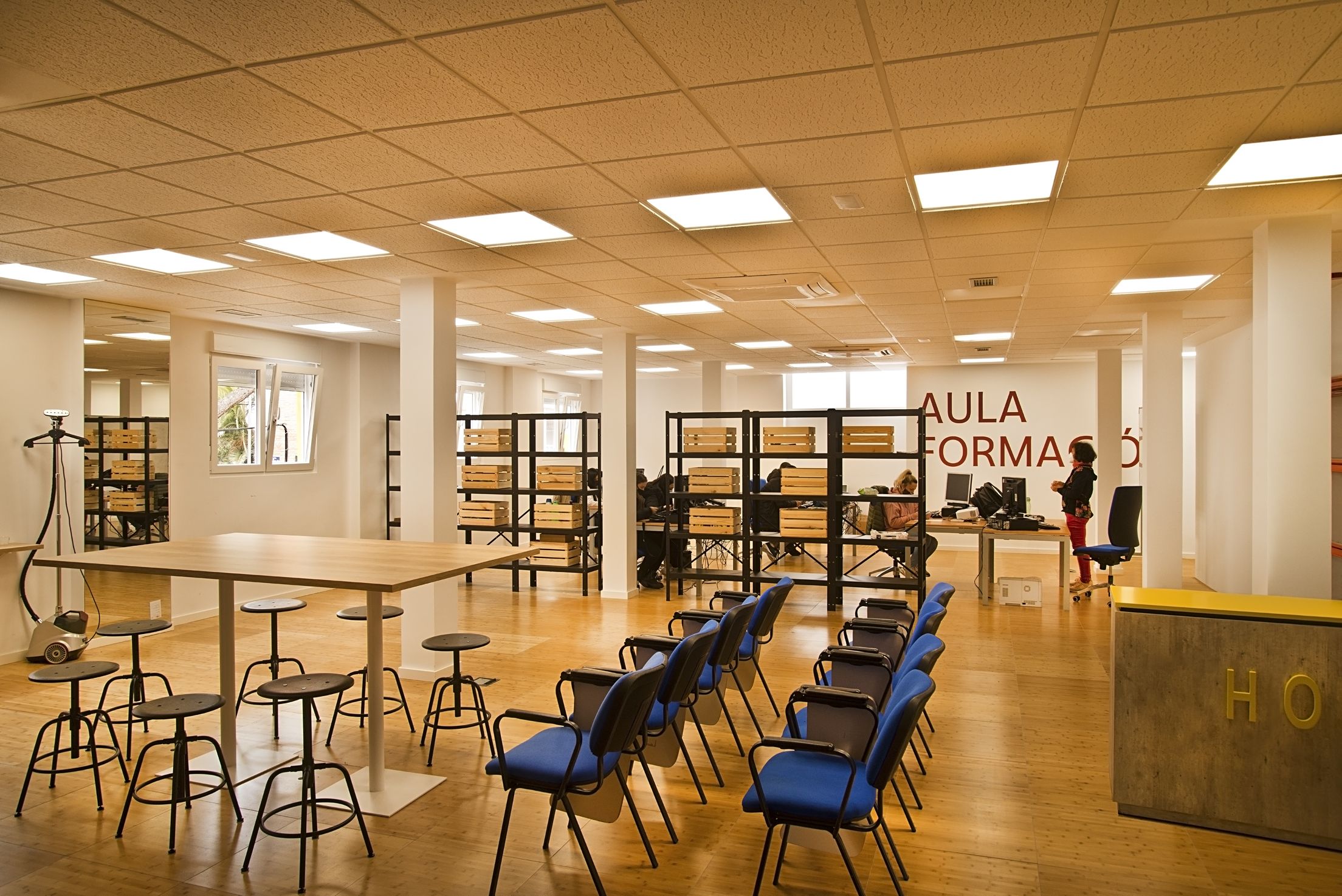 Una sala de formación de la Agencia para el Empleo en la Escuela de Innovación de Comercio en el Mercado San Cristóbal (Imagen de archivo)